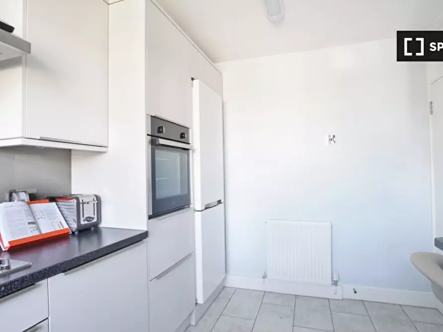 Immagine 7 di Camera condivisa in affitto  in Fellows Ct a Poplar