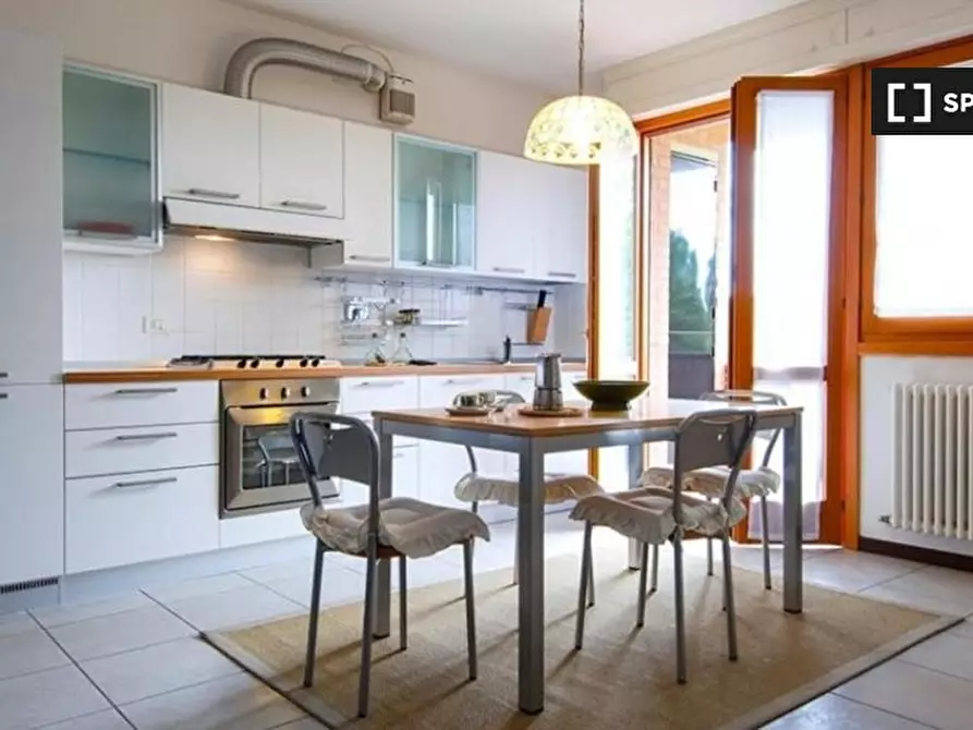 Immagine 2 di Appartamento in affitto  in Via Mario Fantin a Bologna