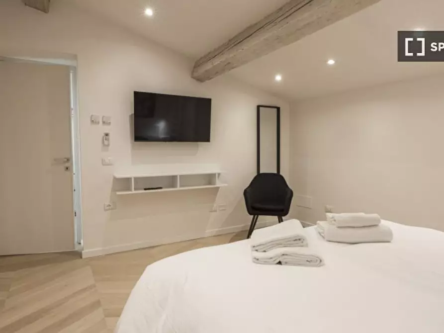 Immagine 18 di Appartamento in affitto  in Via S. Gallo a Firenze