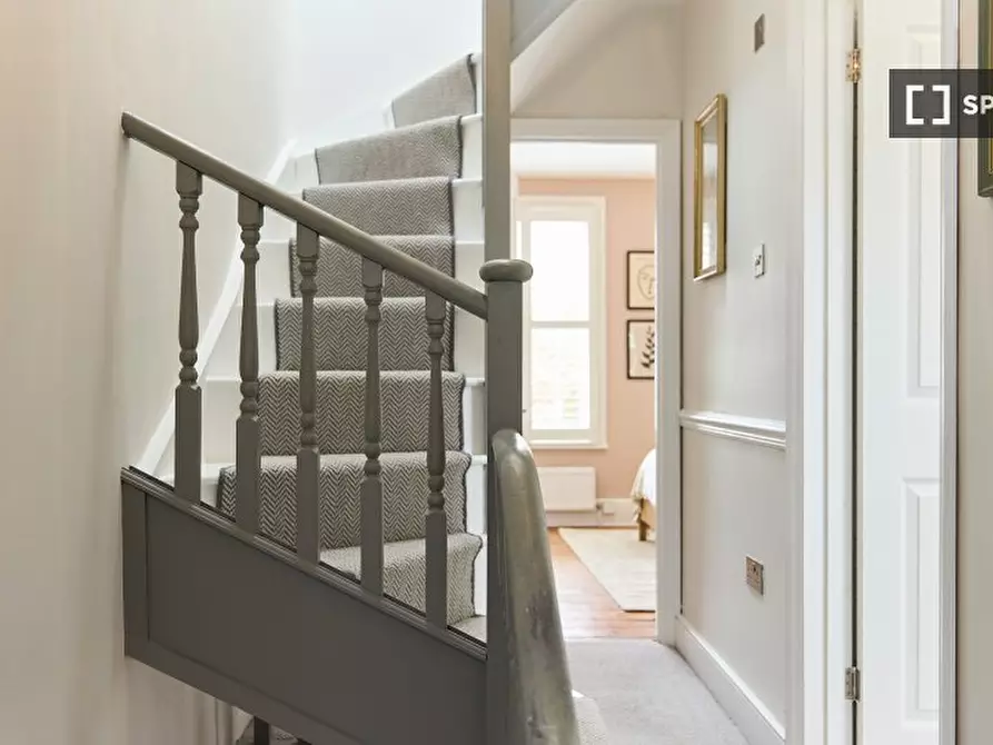 Immagine 13 di Appartamento in affitto  in Huxley Street a Kensington