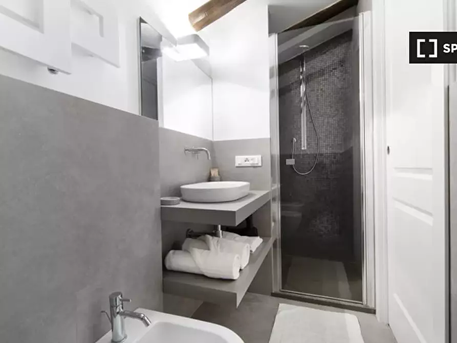 Immagine 11 di Appartamento in affitto  in Via dell'Indipendenza a Bologna