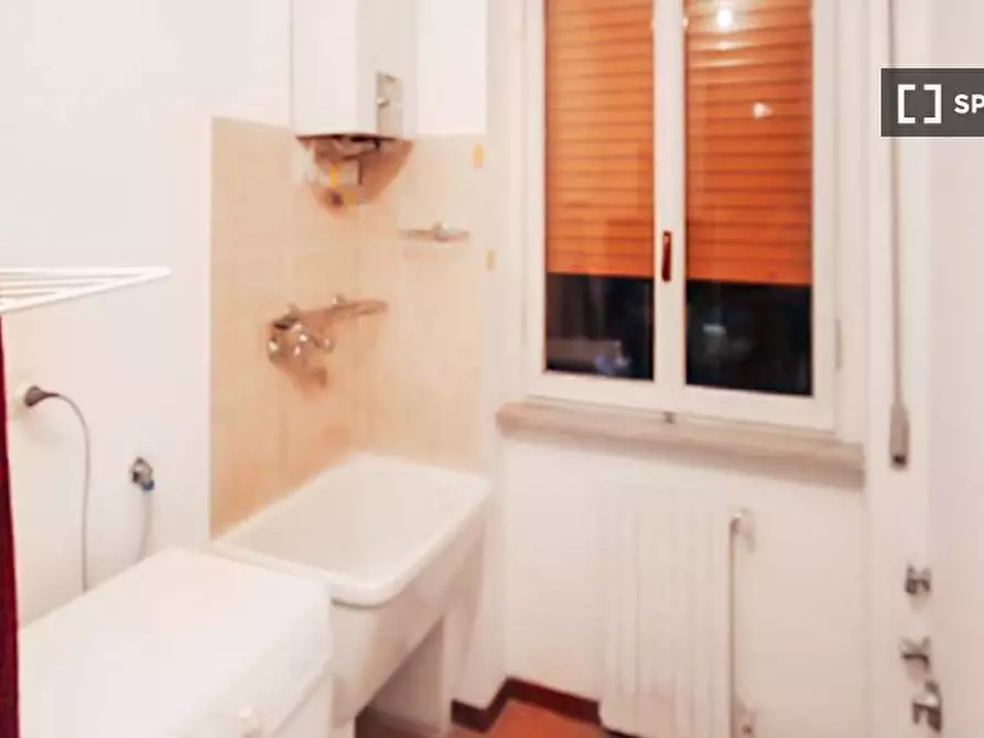 Immagine 8 di Camera condivisa in affitto  in Via Emilio De Marchi a Milano