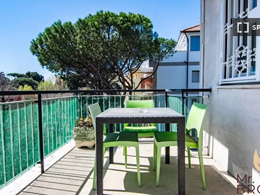 Immagine 5 di Camera condivisa in affitto  in Via Giorgio Pallavicino a Roma