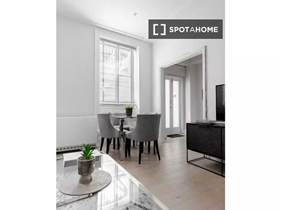 Immagine 11 di Appartamento in affitto  in -41 Nottingham Pl a Paddington