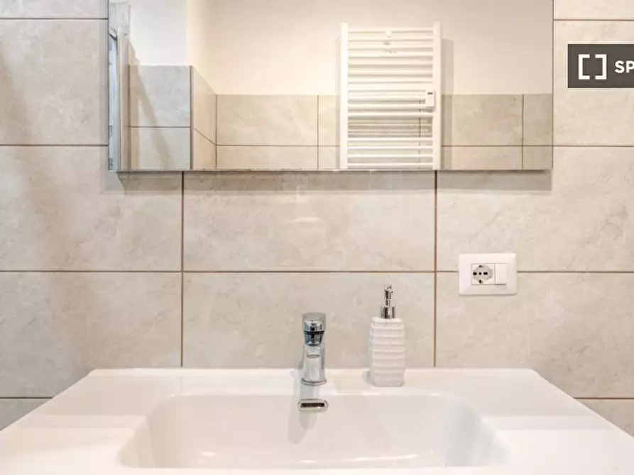 Immagine 14 di Ufficio in affitto  in Via Alfonso Capecelatro a Milano