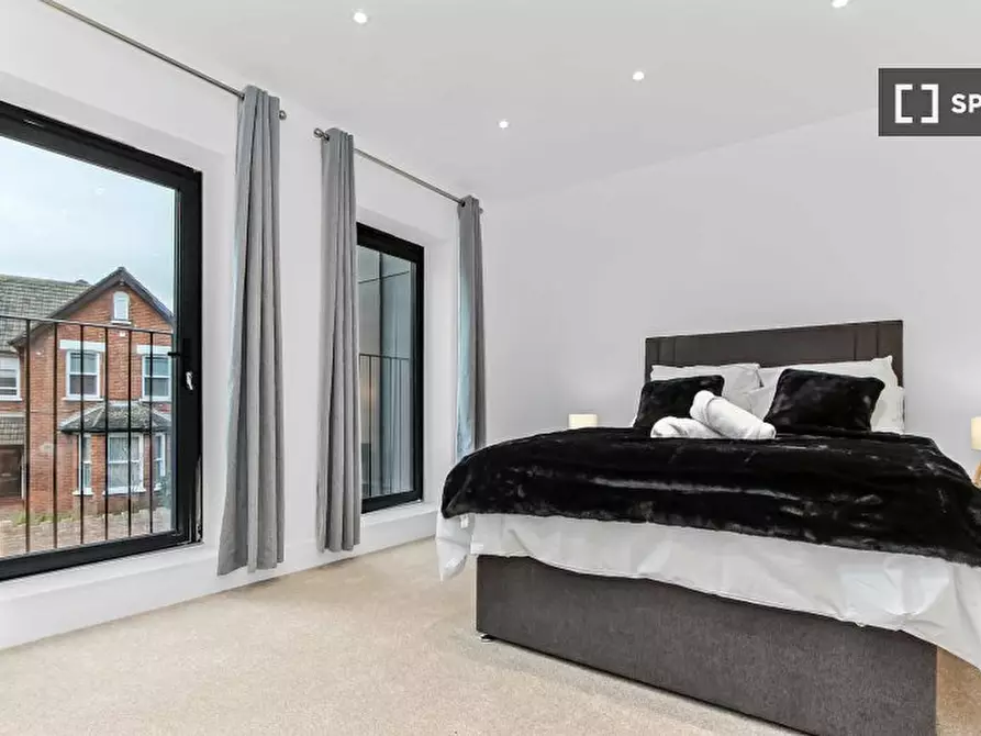 Immagine 5 di Appartamento in affitto  in Vincent Rd a Croydon