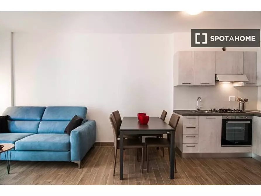 Immagine 5 di Appartamento in affitto  in Via Luigi de Marchi a Roma