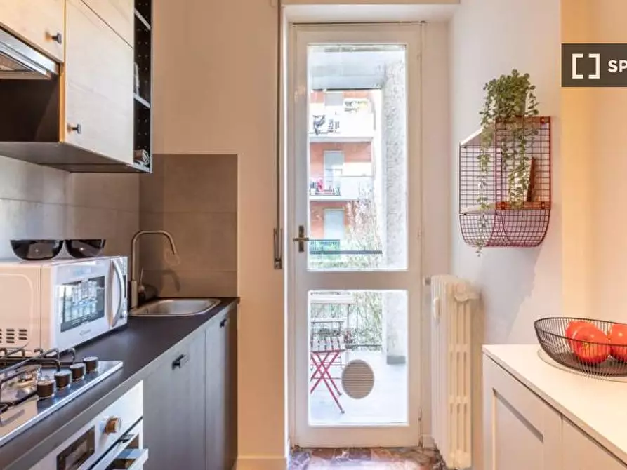 Immagine 15 di Camera condivisa in affitto  in Via Arcivescovo Romilli Milan a Milano