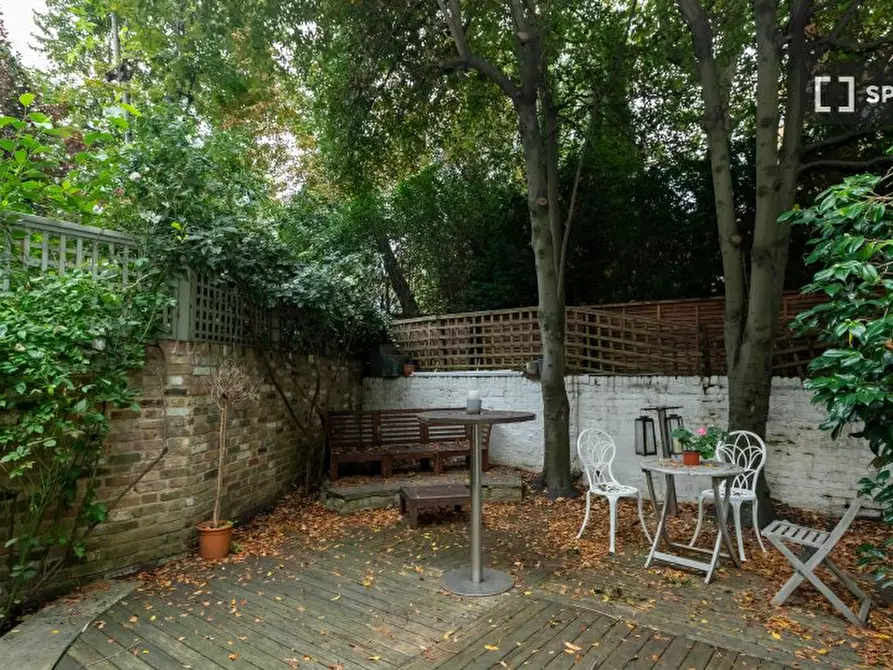 Immagine 11 di Appartamento in affitto  in Pelham St a Kensington