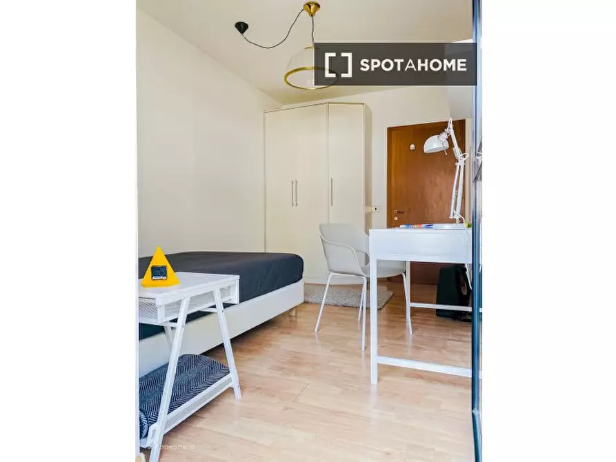 Immagine 2 di Camera condivisa in affitto  in Dei Solteri a Trento