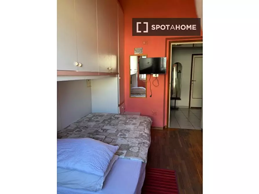 Immagine 4 di Camera condivisa in affitto  in Via Giovanni Boccaccio a Firenze