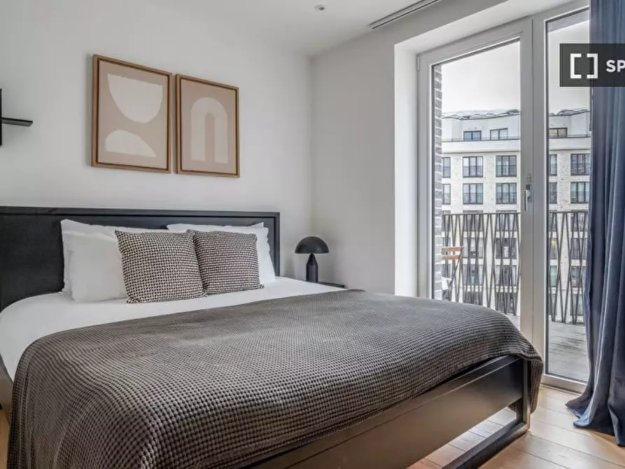 Immagine 11 di Appartamento in affitto  in Glade Path a Camberwell