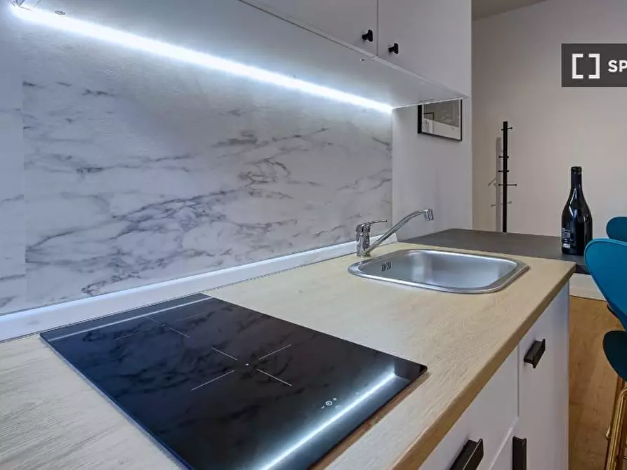 Immagine 7 di Ufficio in affitto  in Via Ceneda a Roma