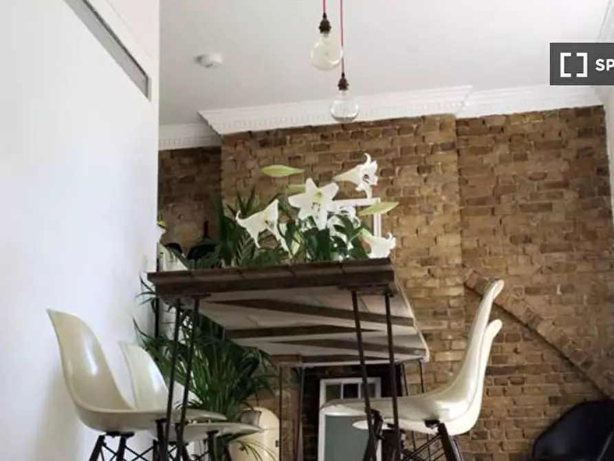 Immagine 17 di Appartamento in affitto  in flat a Kensington