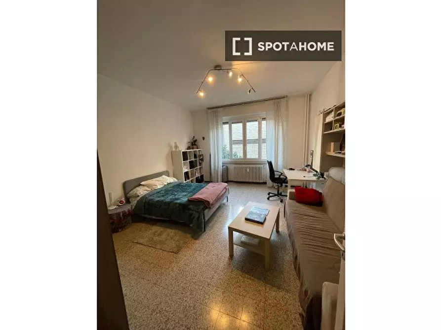 Immagine 12 di Camera condivisa in affitto  in Via Privata Andrea Pellizzone a Milano