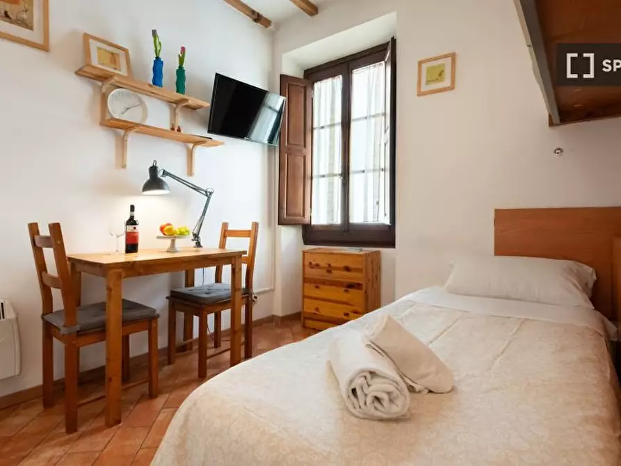 Immagine 8 di Ufficio in affitto  in Borgo Allegri a Firenze