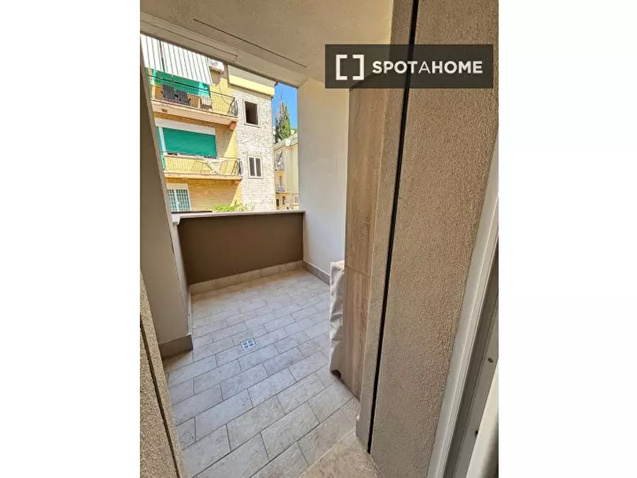 Immagine 7 di Appartamento in affitto  in Via del Labaro a Roma