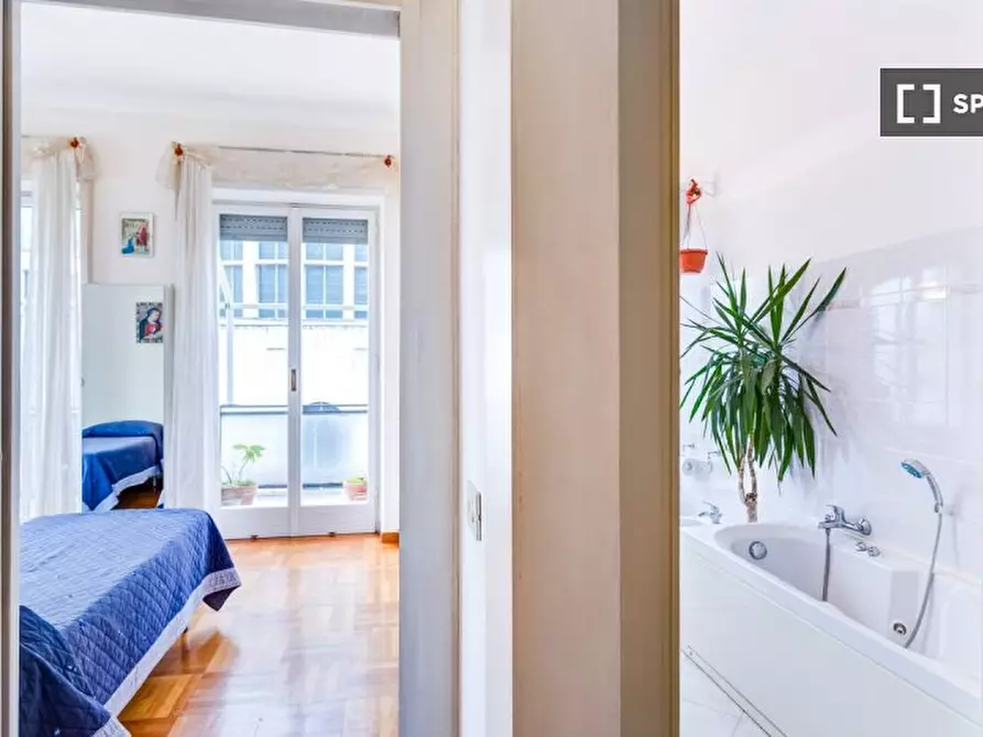 Immagine 4 di Camera condivisa in affitto  in Via Pietro Bonfante a Roma