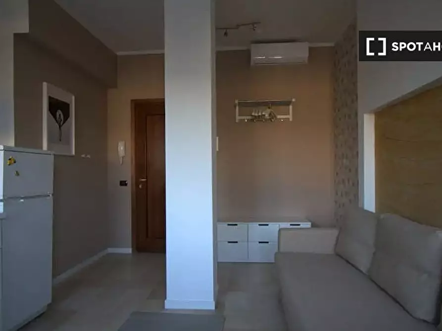 Immagine 2 di Appartamento in affitto  in Via dei Piatti a Milano