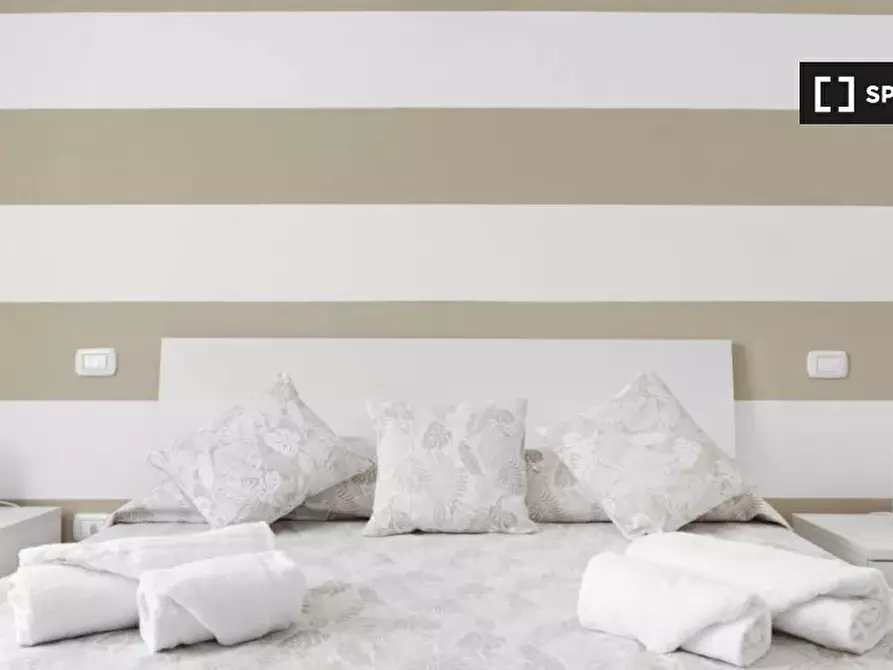 Immagine 11 di Appartamento in affitto  in Via Cairoli a Bologna