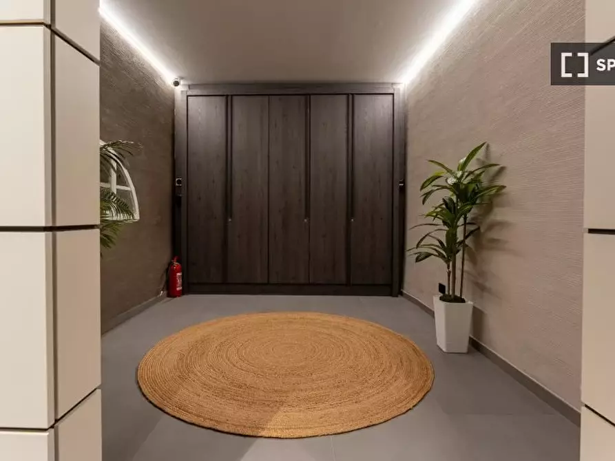 Immagine 11 di Camera condivisa in affitto  in Via Faenza a Firenze