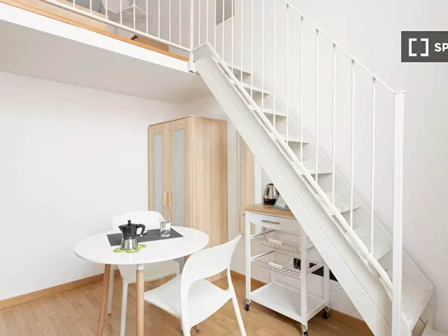 Immagine 8 di Ufficio in affitto  in Corso Magenta a Milano