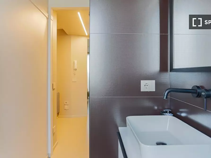 Immagine 7 di Appartamento in affitto  in Via Doberdò a Milano