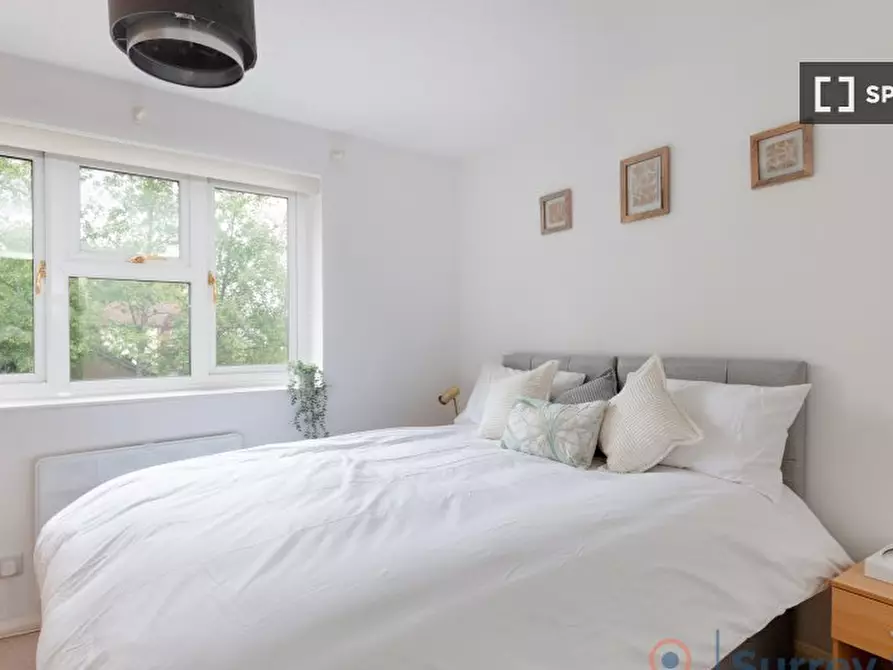 Immagine 11 di Appartamento in affitto  in Keats Ave a Reigate and Banstead