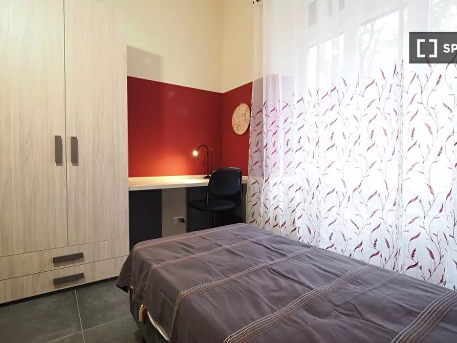 Immagine 18 di Camera condivisa in affitto  in Corso Peschiera a Torino