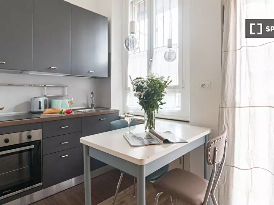 Immagine 9 di Ufficio in affitto  in Via Cola Montano a Milano