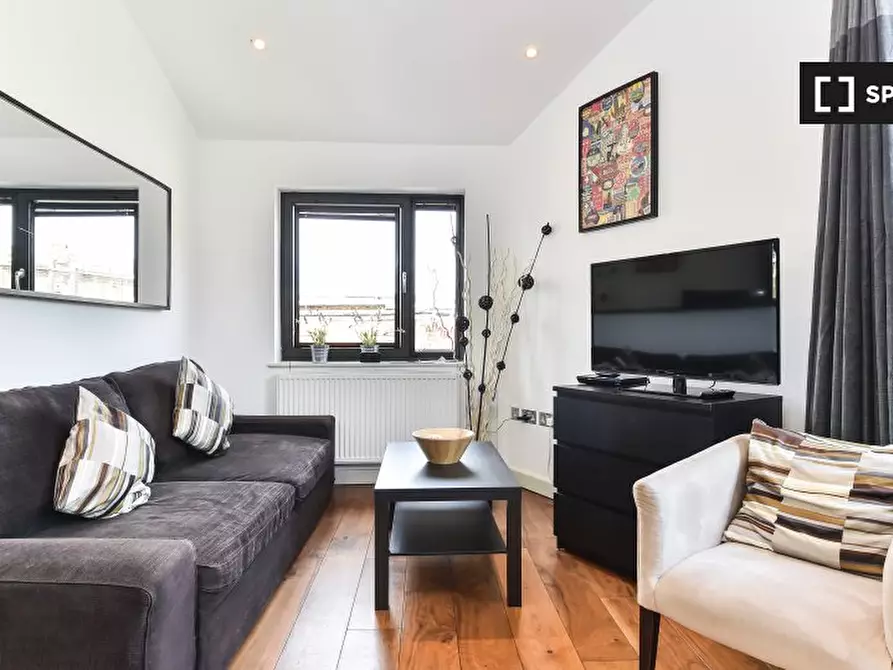 Immagine 2 di Appartamento in affitto  in Kentish Town Rd a Camden Town