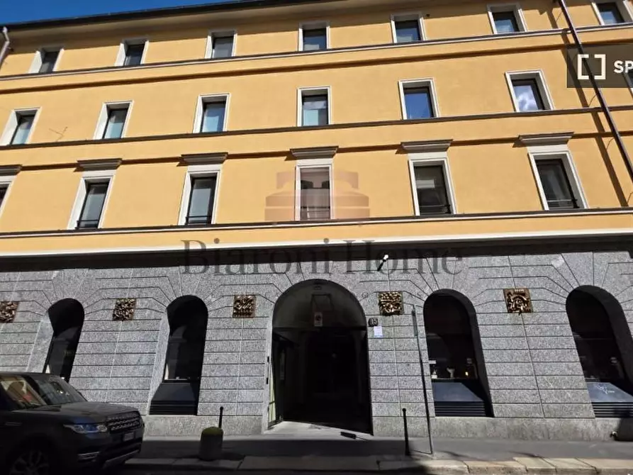 Immagine 17 di Camera condivisa in affitto  in Via Terraggio a Milano