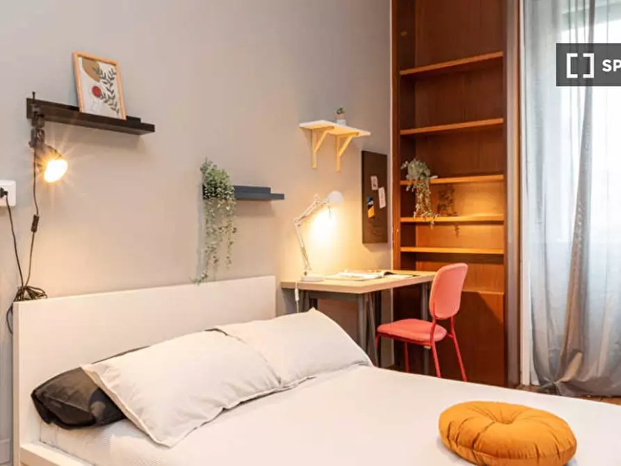 Immagine 3 di Camera condivisa in affitto  in Viale Emilio Caldara a Milano