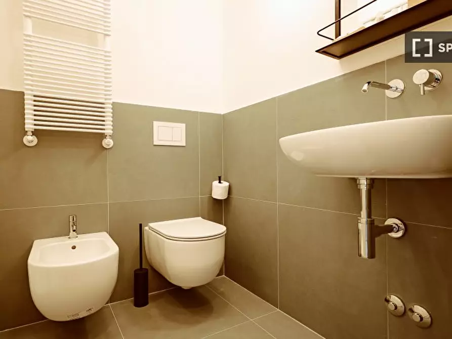 Immagine 11 di Appartamento in affitto  in Alzaia Naviglio Pavese a Milano