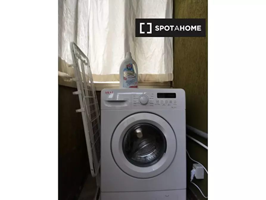 Immagine 17 di Camera condivisa in affitto  in Via Federico Confalonieri a Padova