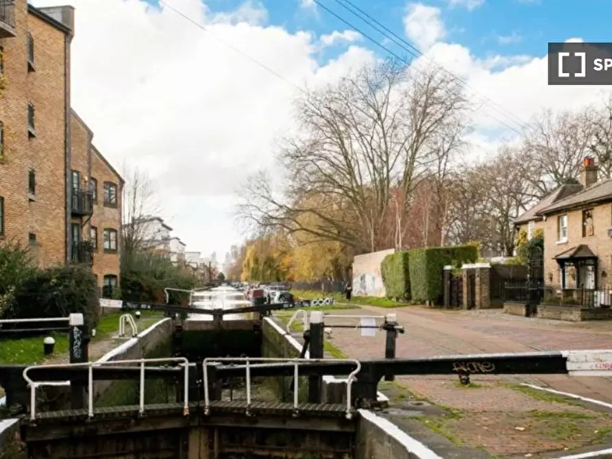 Immagine 5 di Camera condivisa in affitto  in Candy St a Poplar