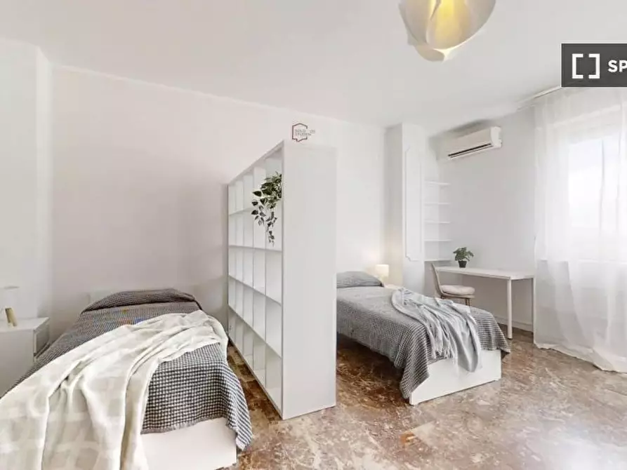 Immagine 3 di Camera condivisa in affitto  in VIA tirana a Padova