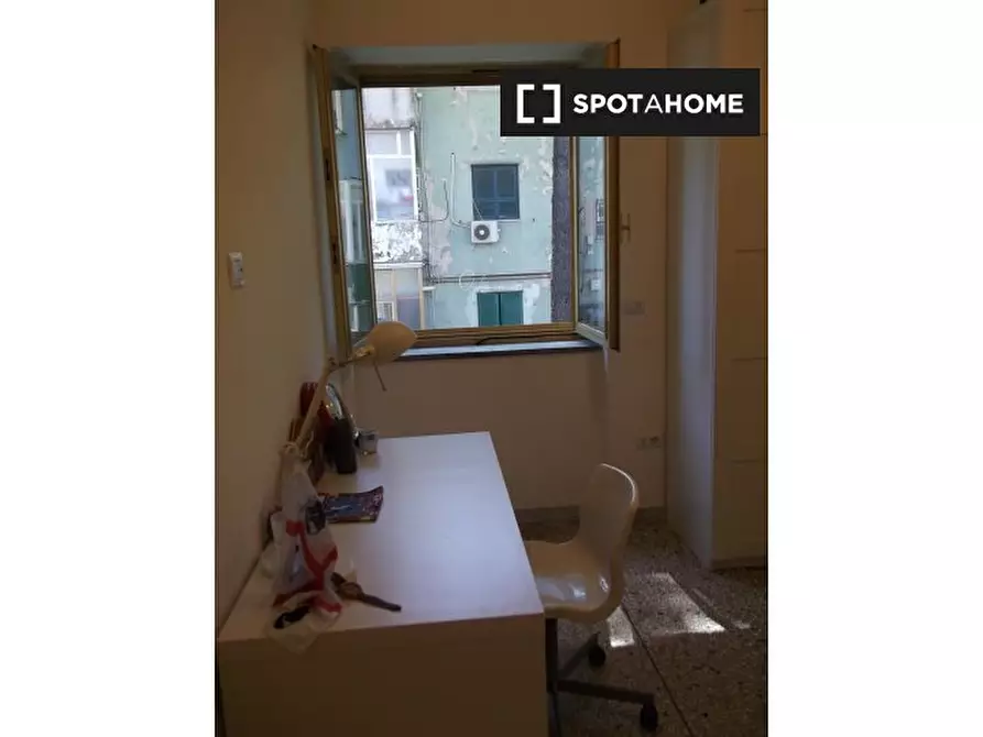 Immagine 7 di Camera condivisa in affitto  in Via Domenico Quaranta a Napoli