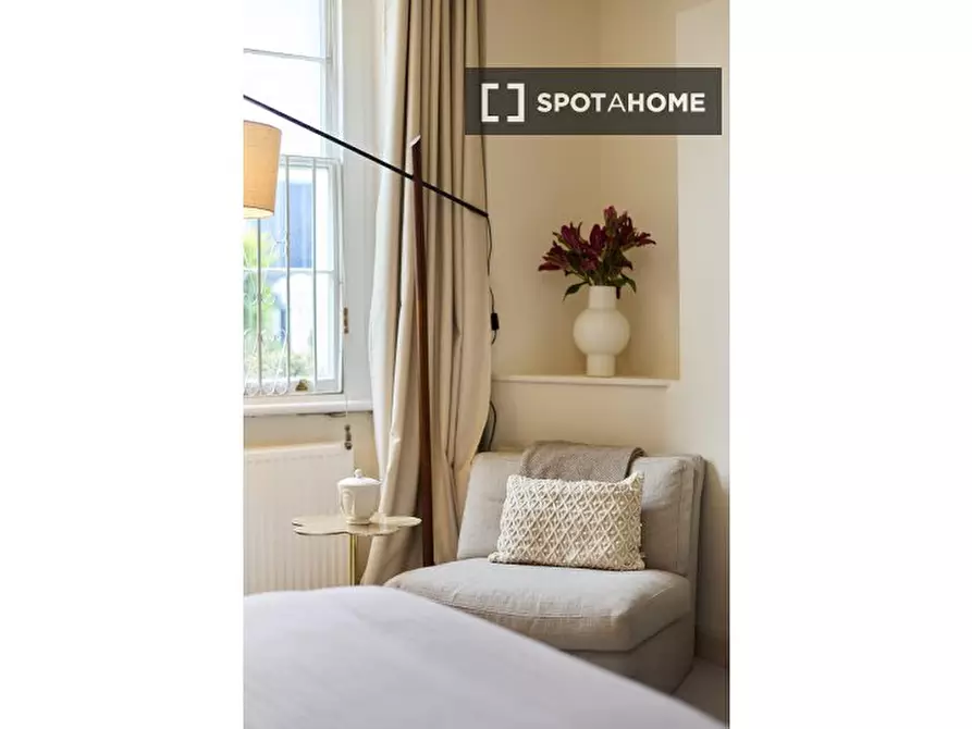 Immagine 3 di Appartamento in affitto  in Marlborough Place a Paddington