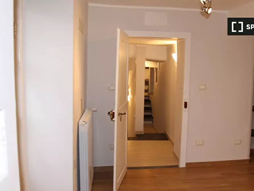 Immagine 17 di Camera condivisa in affitto  in Piazza del Campo a Genova