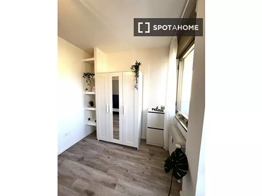 Immagine 3 di Camera condivisa in affitto  in Novembre 132 a Trento