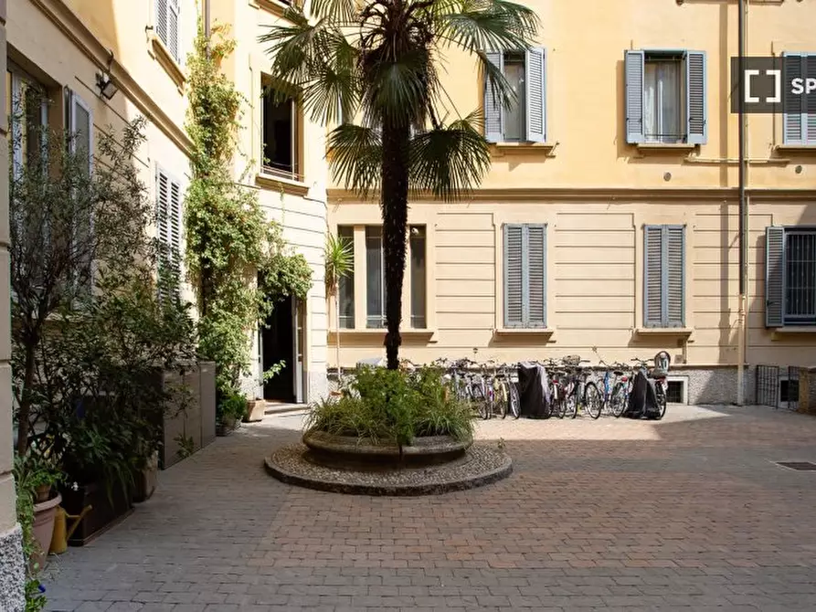 Immagine 15 di Ufficio in affitto  in Via Verona a Milano