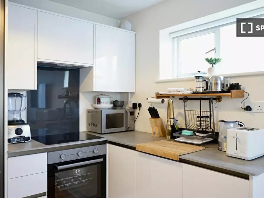 Immagine 3 di Appartamento in affitto  in Lawrie Park Rd a Lewisham
