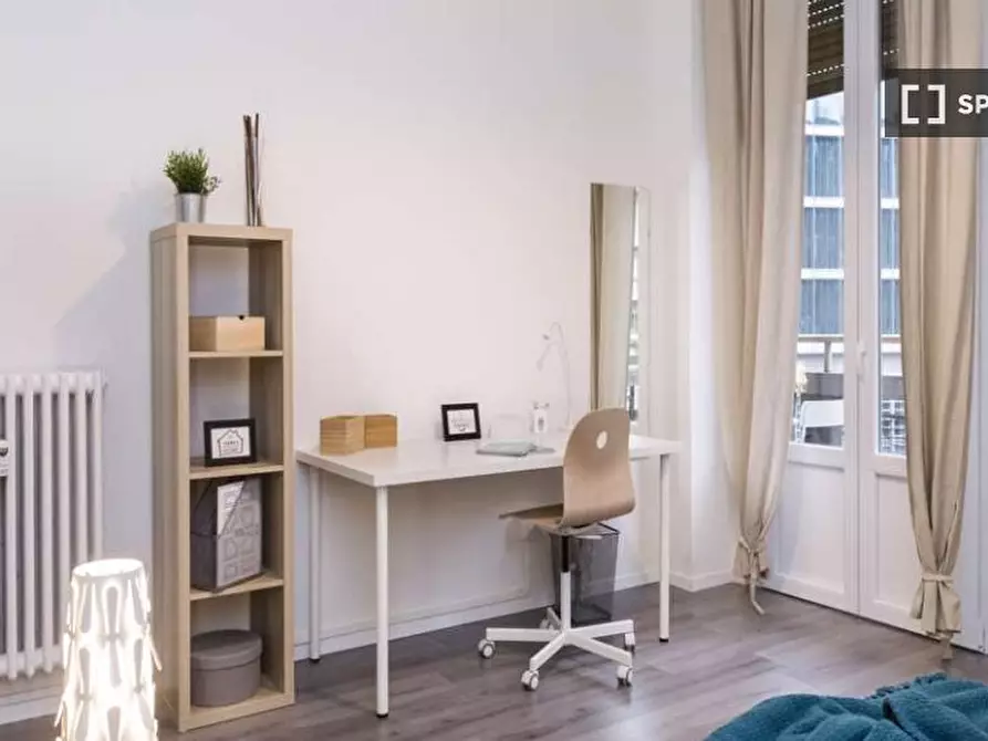 Immagine 2 di Camera condivisa in affitto  in Via Melchiorre Gioia a Milano