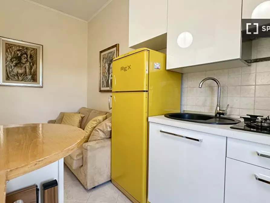 Immagine 16 di Ufficio in affitto  in Via Monte S. Savino a Roma