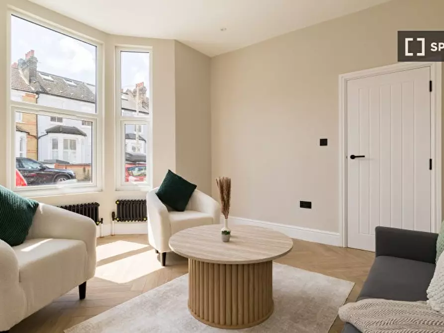 Immagine 1 di Appartamento in affitto  in Springrice Road a Lewisham
