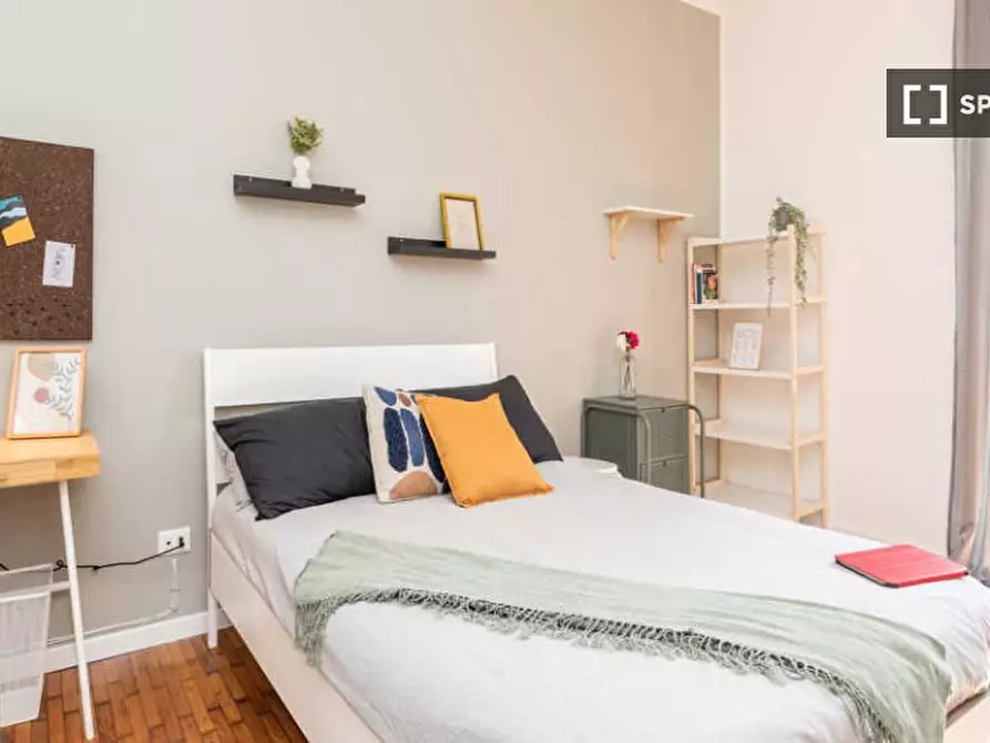 Immagine 4 di Camera condivisa in affitto  in Via Arcivescovo Romilli a Milano