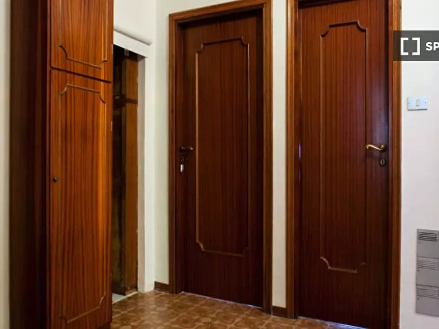 Immagine 7 di Camera condivisa in affitto  in Via San Donato a Bologna