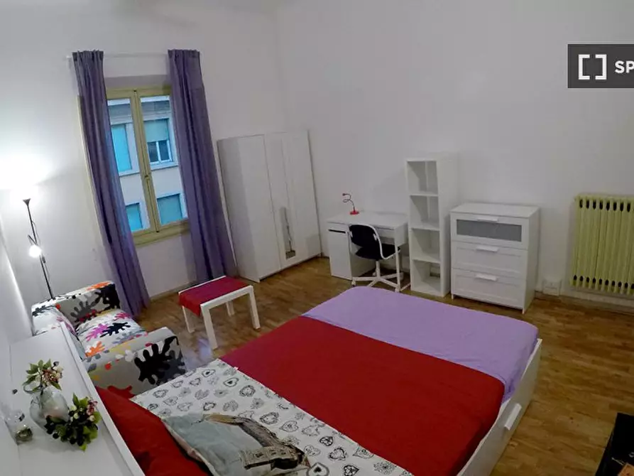 Immagine 5 di Camera condivisa in affitto  in Via Montebello a Firenze