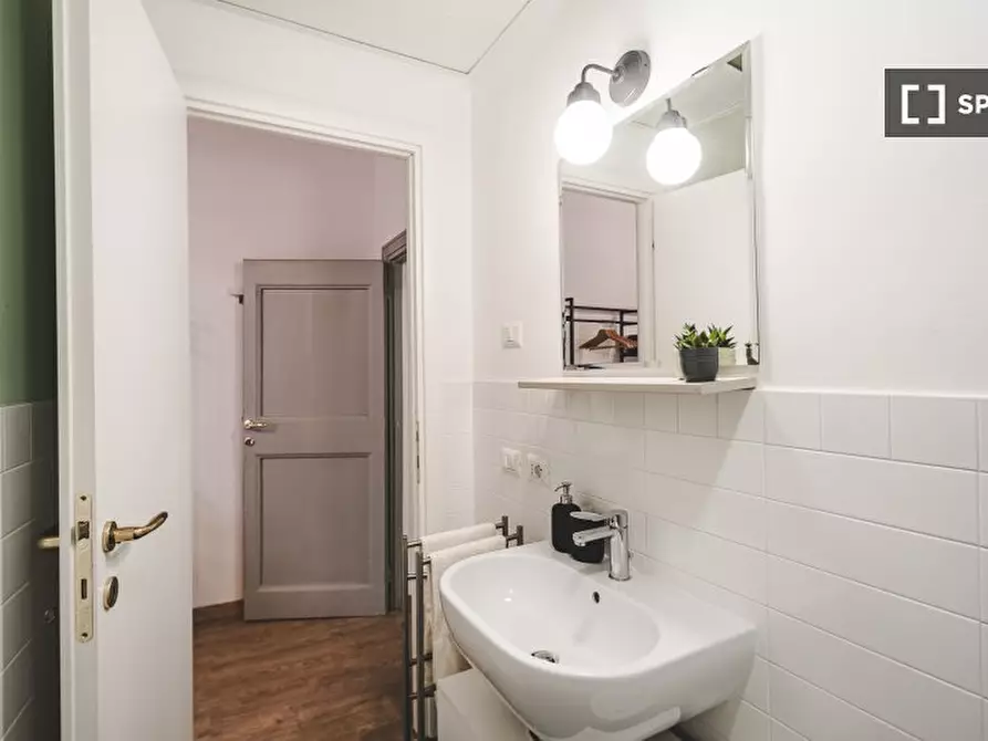 Immagine 15 di Appartamento in affitto  in Via del Colosseo a Roma